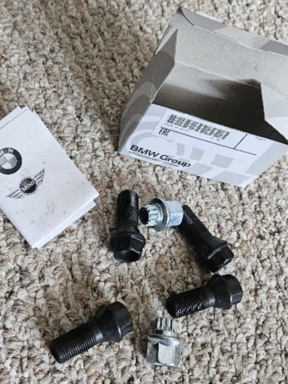 BMW OEM Wheel Lock Set [Black Spline Style/Part #36136776076]
